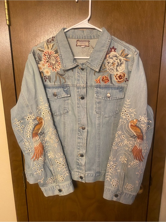 Johnny Was Jackets & Blazers - Johnny Was Light Blue Embroidered Denim Jacket with Floral & Bird Designs XL